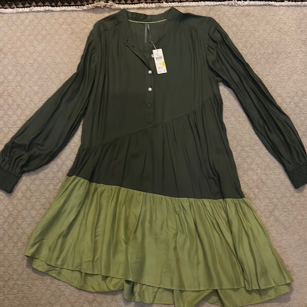 Anthropologie Two-Tone Green Long Sleeve Dress